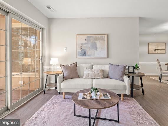 203 Star Pointe Ct #2c, Abingdon