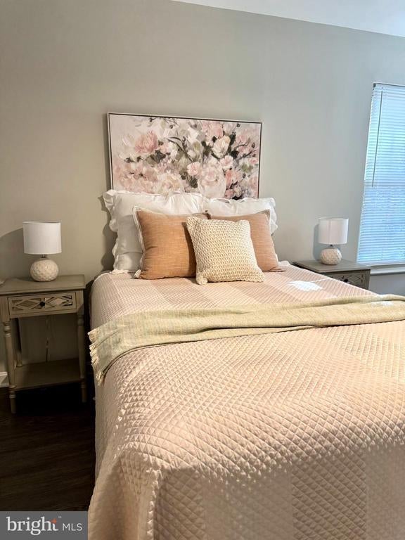 203 Star Pointe Ct #2c, Abingdon