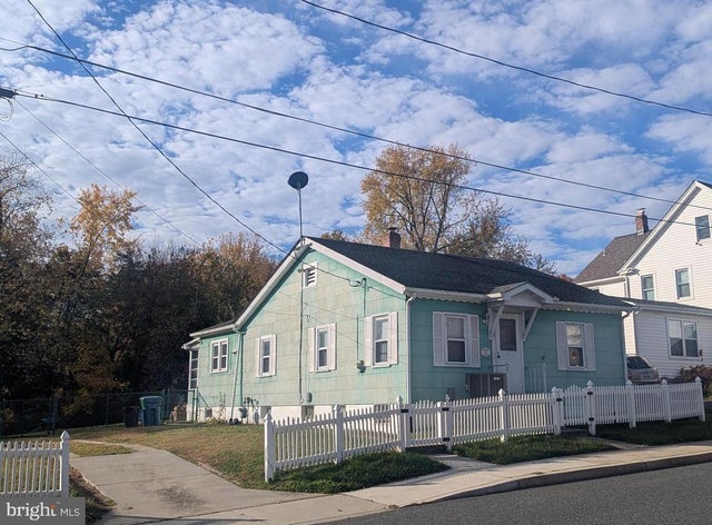 834 Otsego St, Havre De Grace