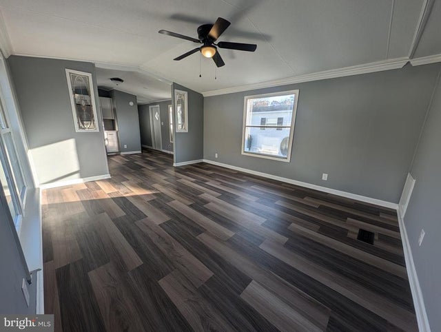 230 Poclain, Aberdeen