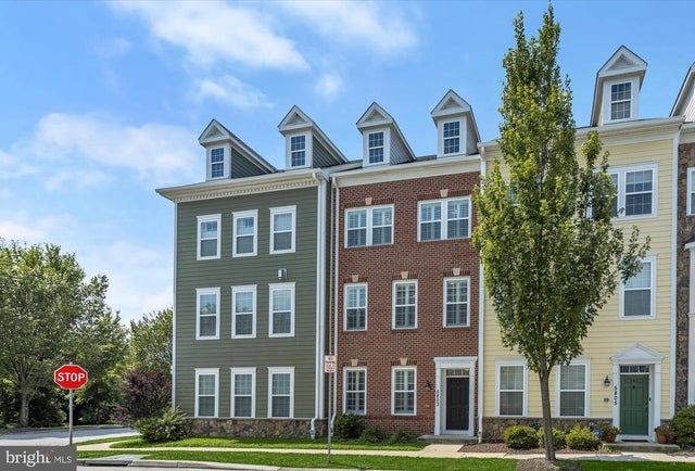 5803 Lois Ln, Ellicott City