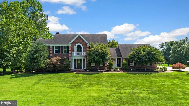 3694 Appleby Ct, Glenwood