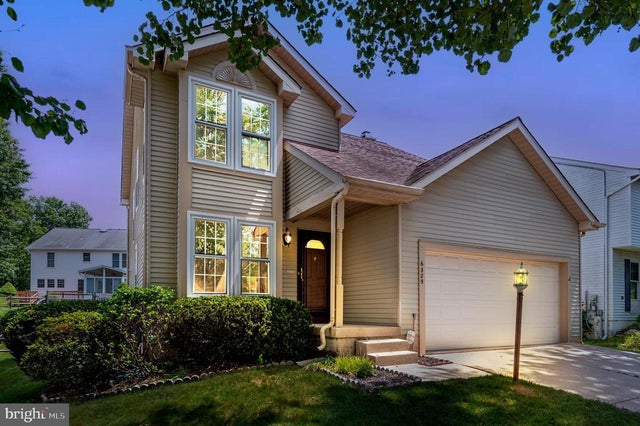 6329 Saddle Dr E, Columbia