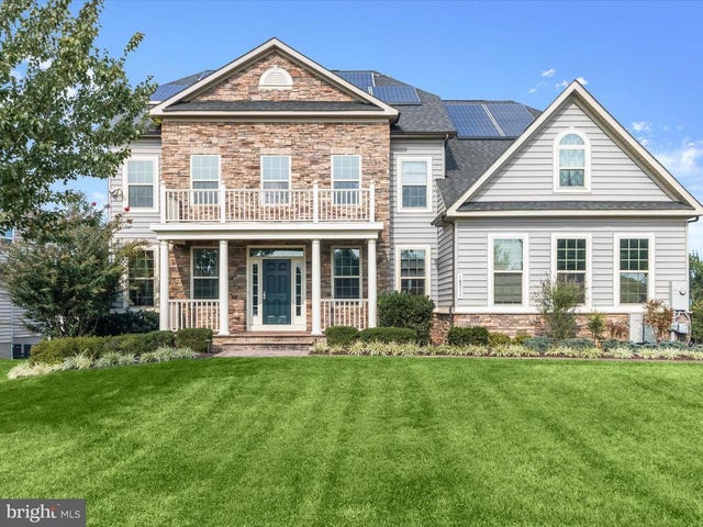 18311 Chelsea Knolls Dr, Mount Airy