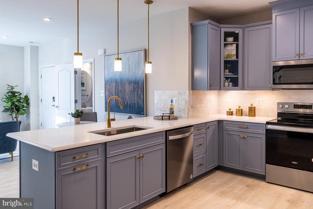 9982a Justify Run, Laurel