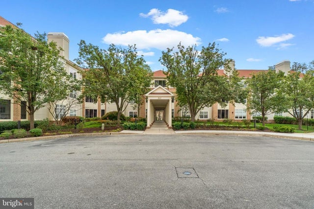 2111 Ganton Grn #e 110, Woodstock