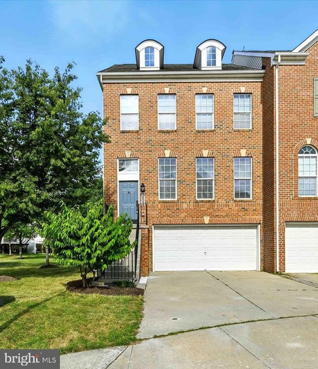 9828 Snow Bird Ln, Laurel