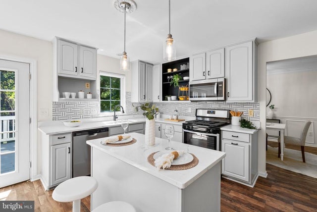 9275 Cartersville Rd, Columbia