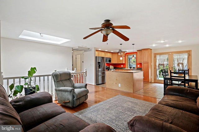 5033 Three Kings Ln, Columbia