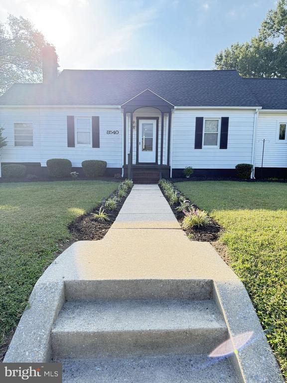 8540 Woodward St, Savage