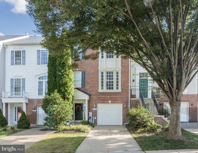 10604 Ashford Way, Woodstock