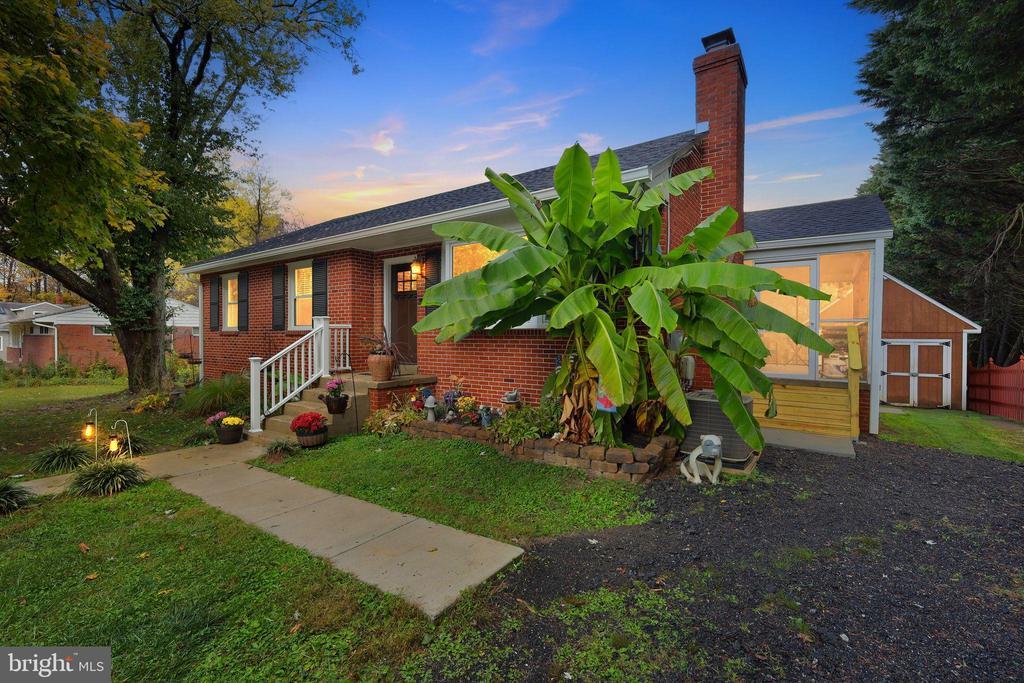 10948 Scaggsville Rd, LAUREL