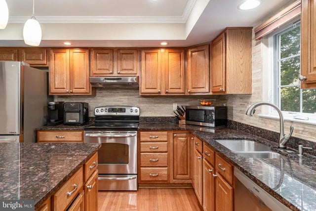 5907 N Dakota Dr, Hanover