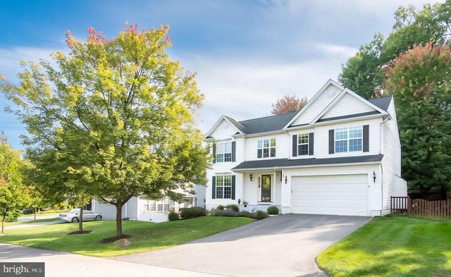 5907 N Dakota Dr, Hanover