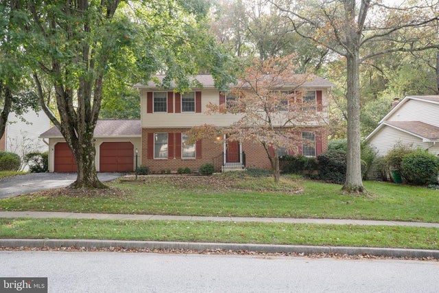 9051 Billow Row, Columbia