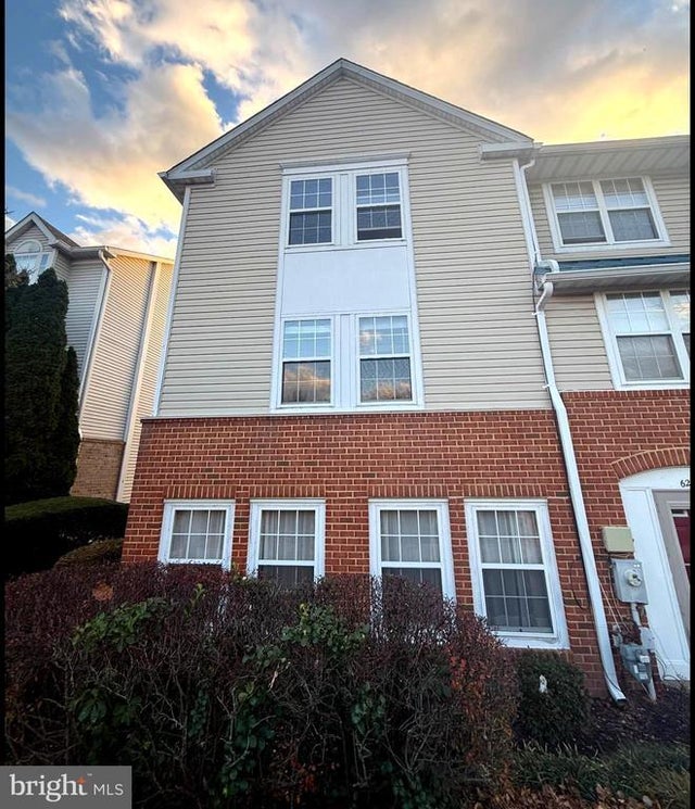 6221 Sandpiper Ct #7, Elkridge