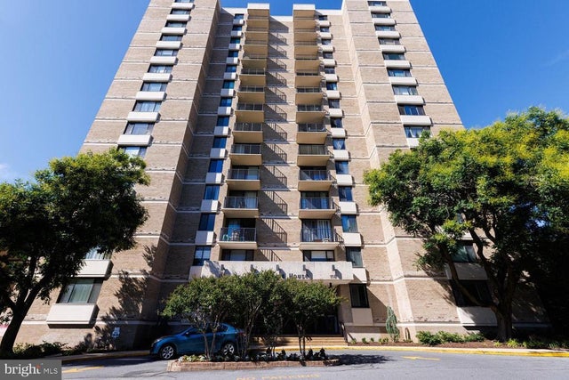 118 Monroe St #1206, Rockville