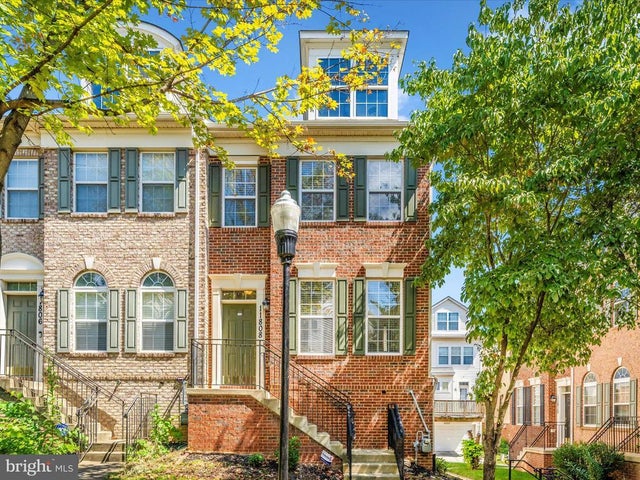 11808 Regents Park Dr, Germantown