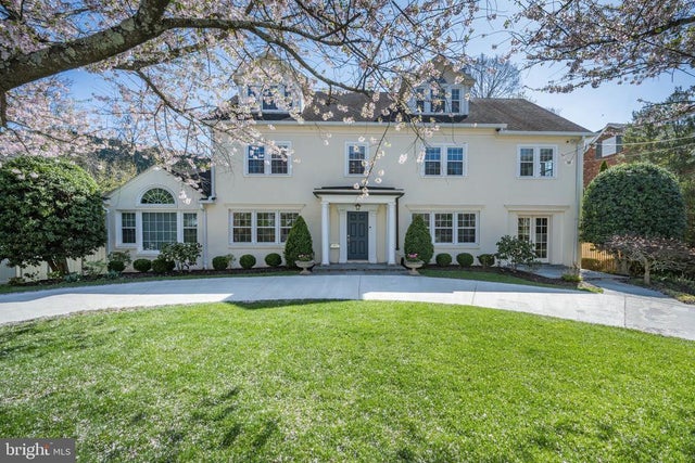 5200 Lawn Way, Chevy Chase