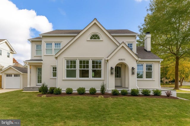 6801 West Ave, Chevy Chase