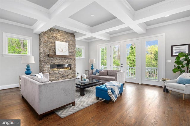 6017 Tilden Ln, Rockville