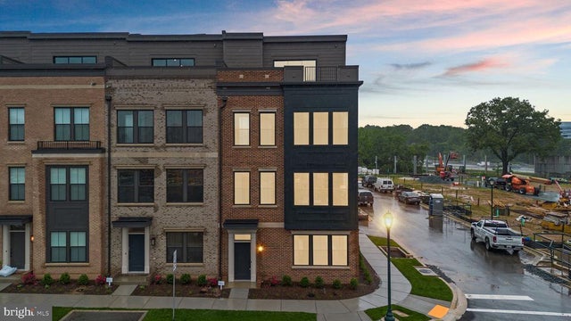 1121 Polaris Road, Potomac