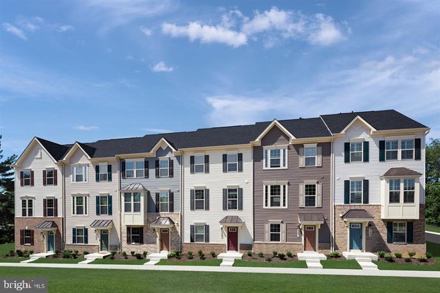 19808 Iron Oak Place #212d, Montgomery Village