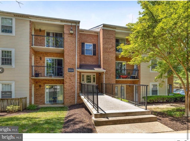 18318 Streamside Dr #203, GAITHERSBURG