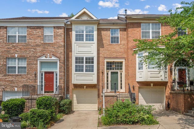 18503 Carriage Walk Cir, Gaithersburg