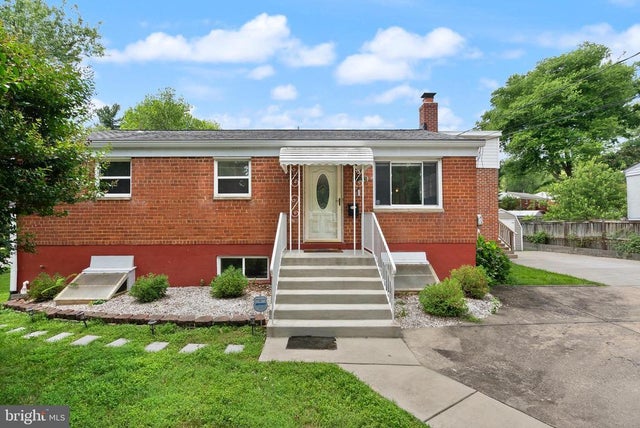 11300 Schuylkill Rd, Rockville