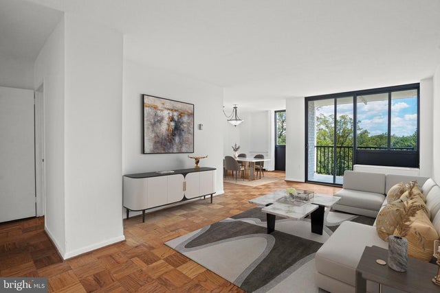 4242 E West #605, Chevy Chase