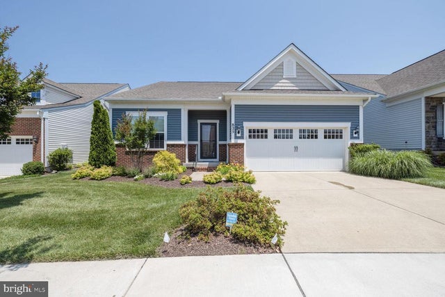 825 Butterfly Weed Dr, Germantown