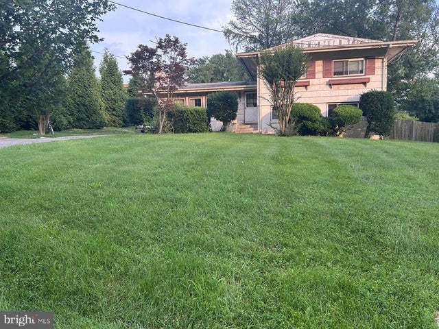 11135 Lockwood Dr, Silver Spring