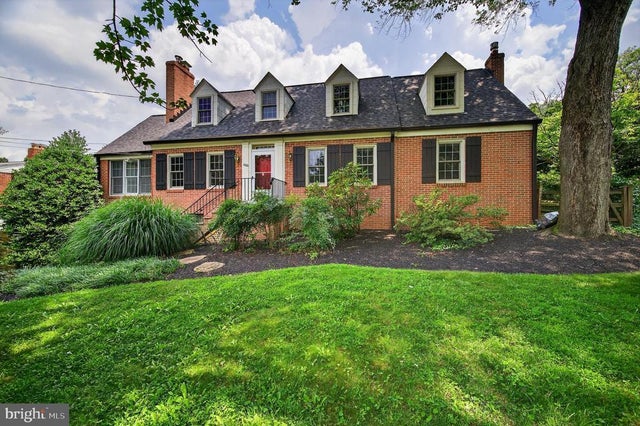 12821 Baker Dr, Silver Spring