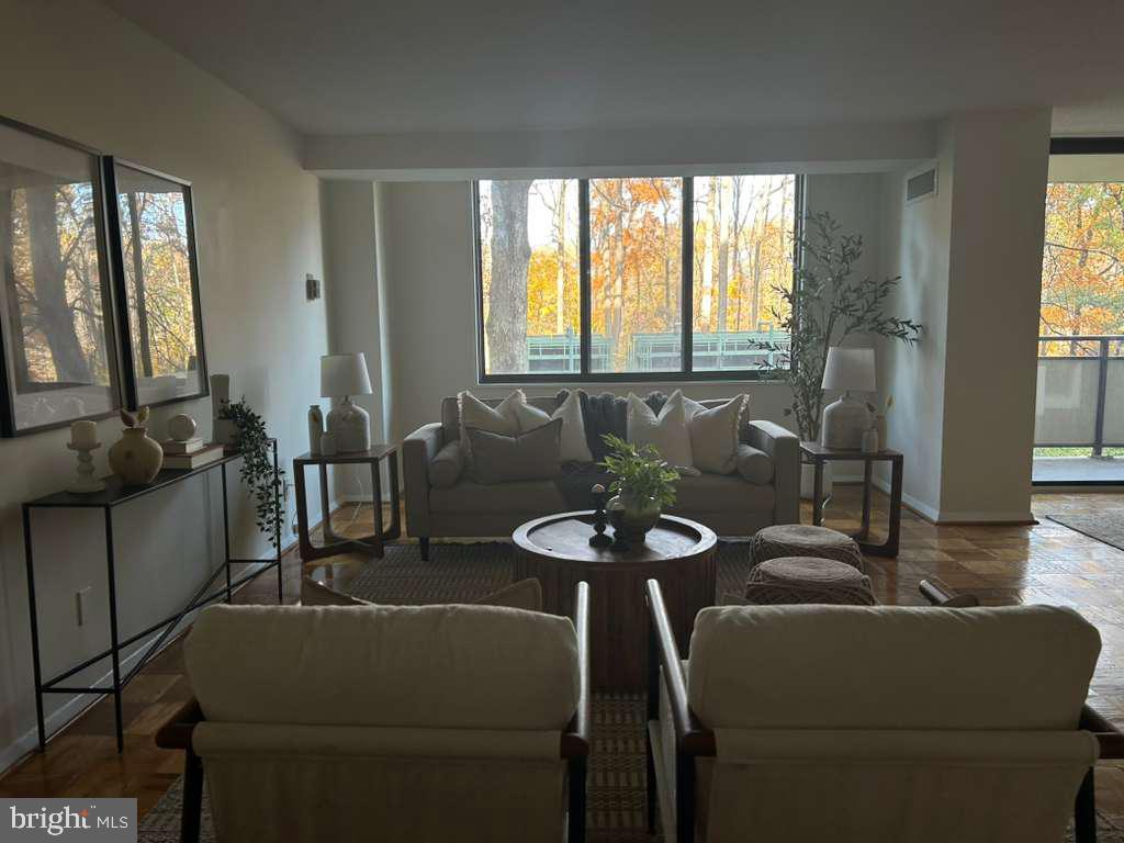 Photo of Listing #MDMC2191094