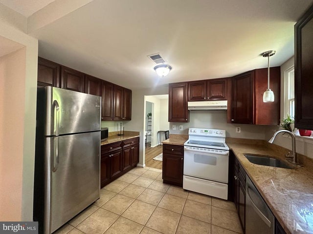 9705 Glen Ave, Silver Spring