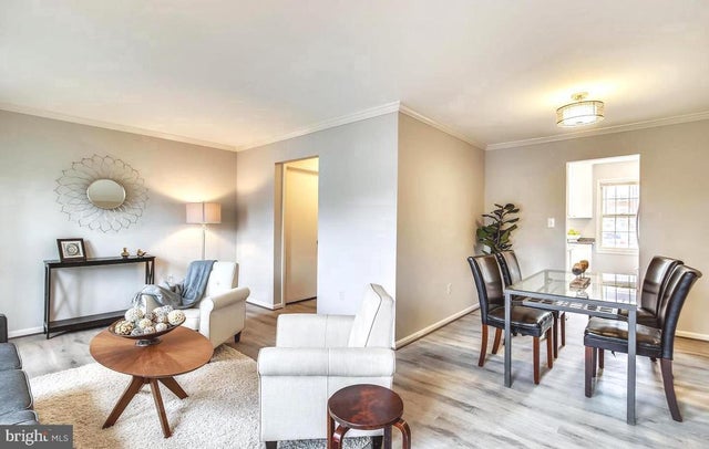 13 Prairie Rose Ct, Gaithersburg