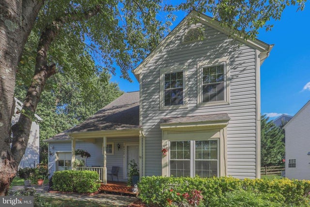 8420 Tea Rose Dr, Gaithersburg