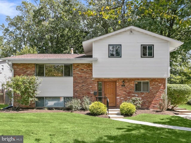 1718 Evelyn Dr, Rockville