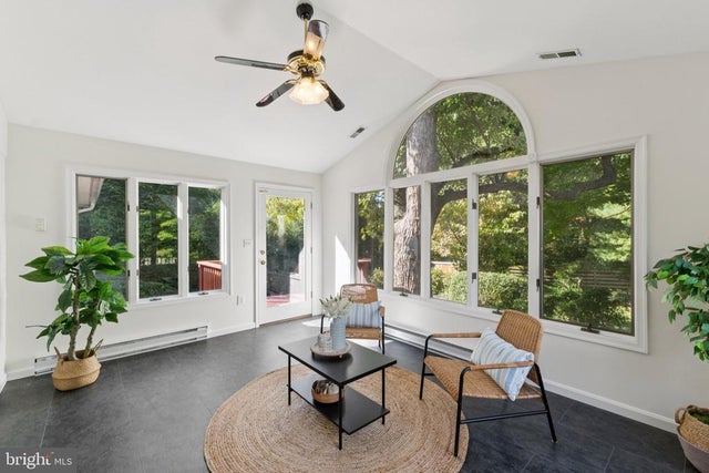 8826 Brierly Rd, Chevy Chase