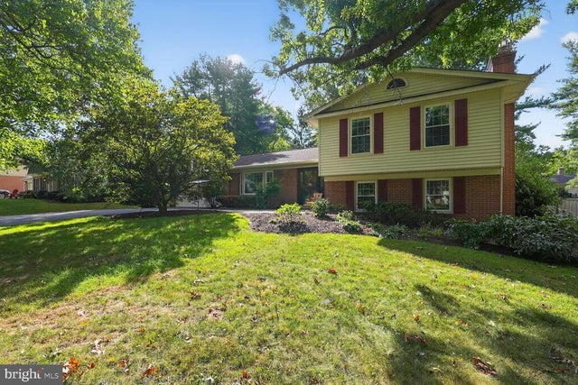 4916 Sunflower Dr, Rockville