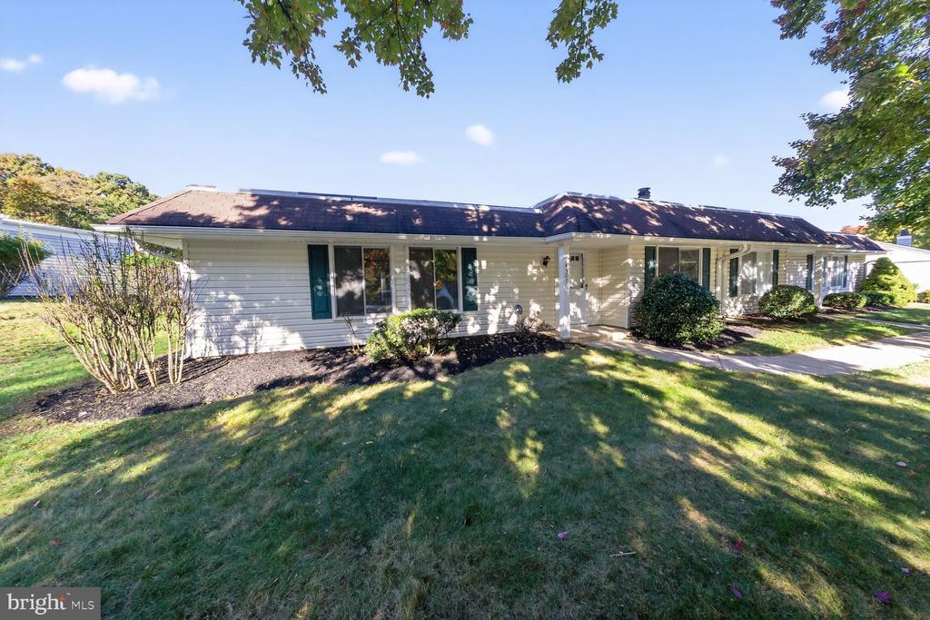 14507 Elmhan Ct #182-b, SILVER SPRING