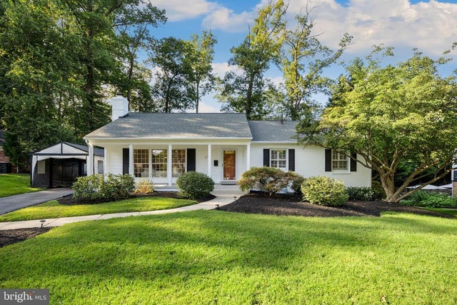 12114 Whippoorwill Ln, Rockville