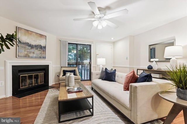 9731 Hellingly Pl #37, Montgomery Village