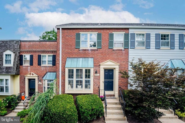 4875 Chevy Chase Dr #159, Chevy Chase
