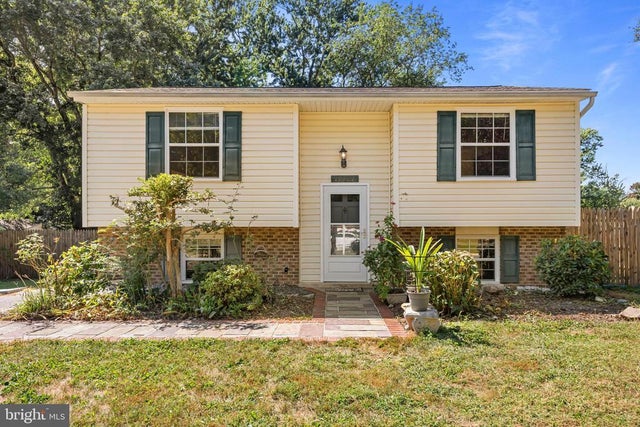 19208 Fox Chapel Dr, Germantown