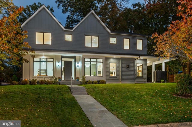 6921 Granby St, BETHESDA