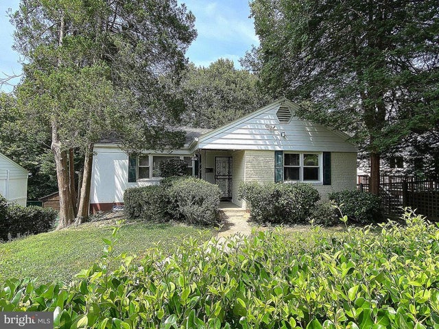 8502 Donnybrook Dr, Chevy Chase