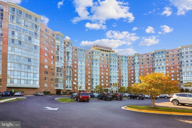 3100 N Leisure World Blvd #812, Silver Spring