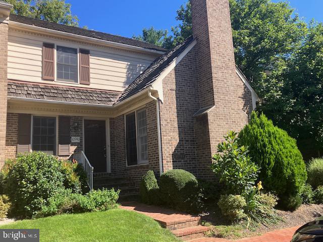 10940 Brewer House Rd, Rockville